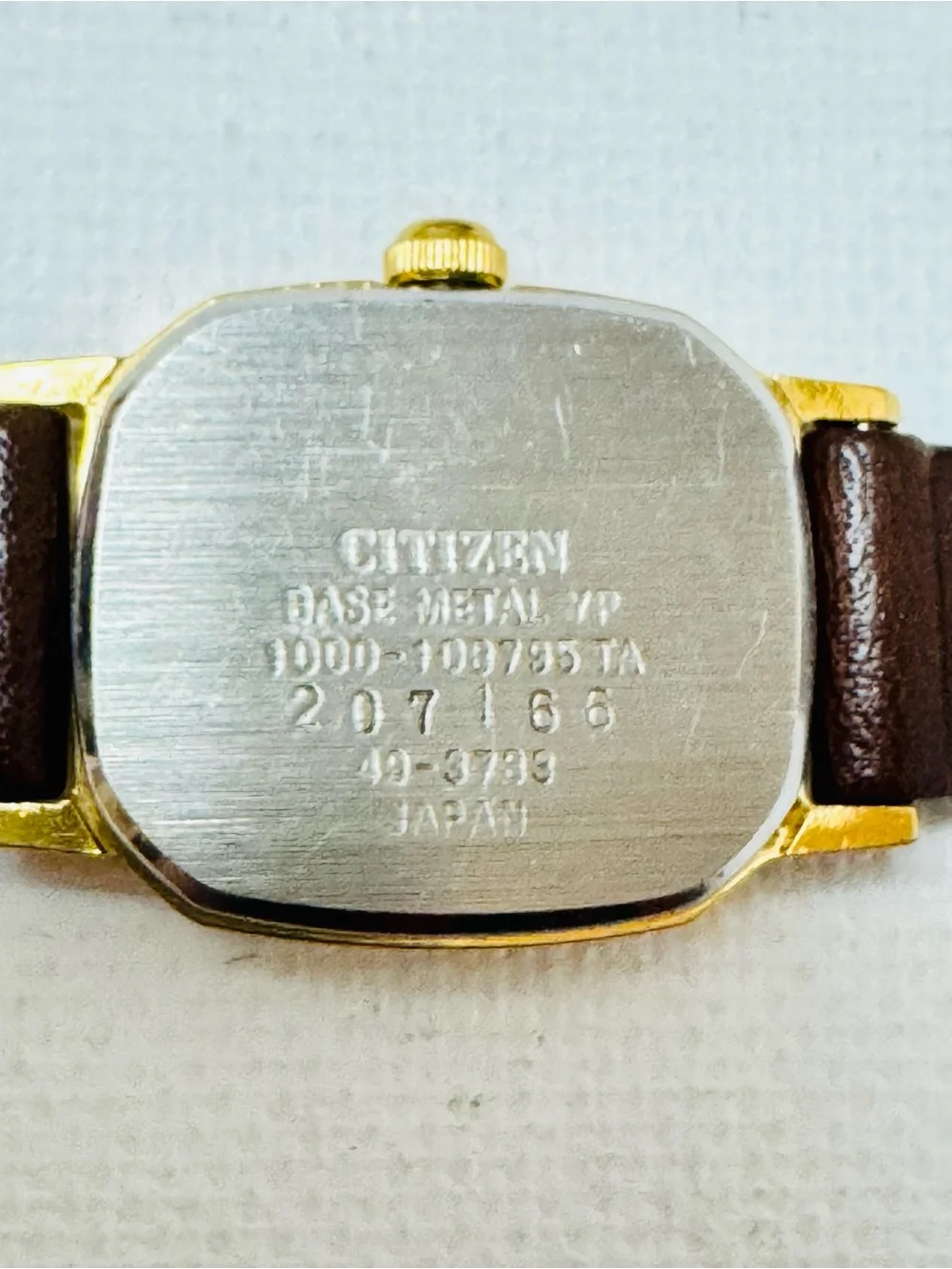Vintage Citizen Women's Elegant Cut Corner Tank Watch Gold Leather 1000-108795
